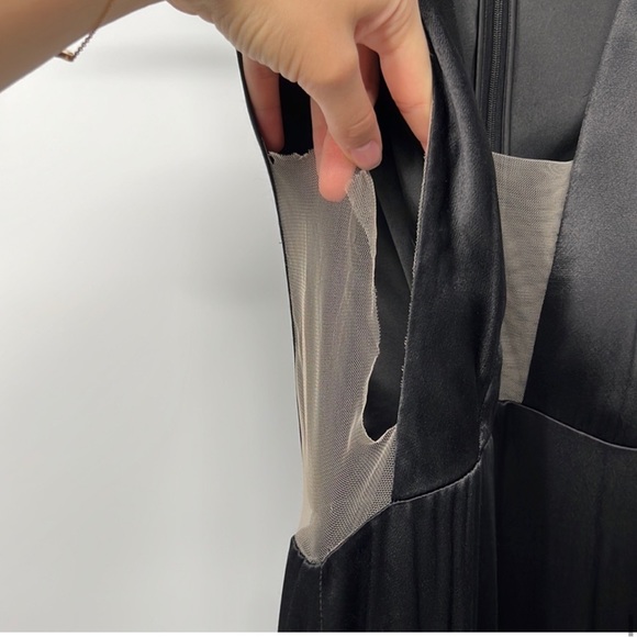 Sau Lee Genevieve Gown - Picture 7 of 16